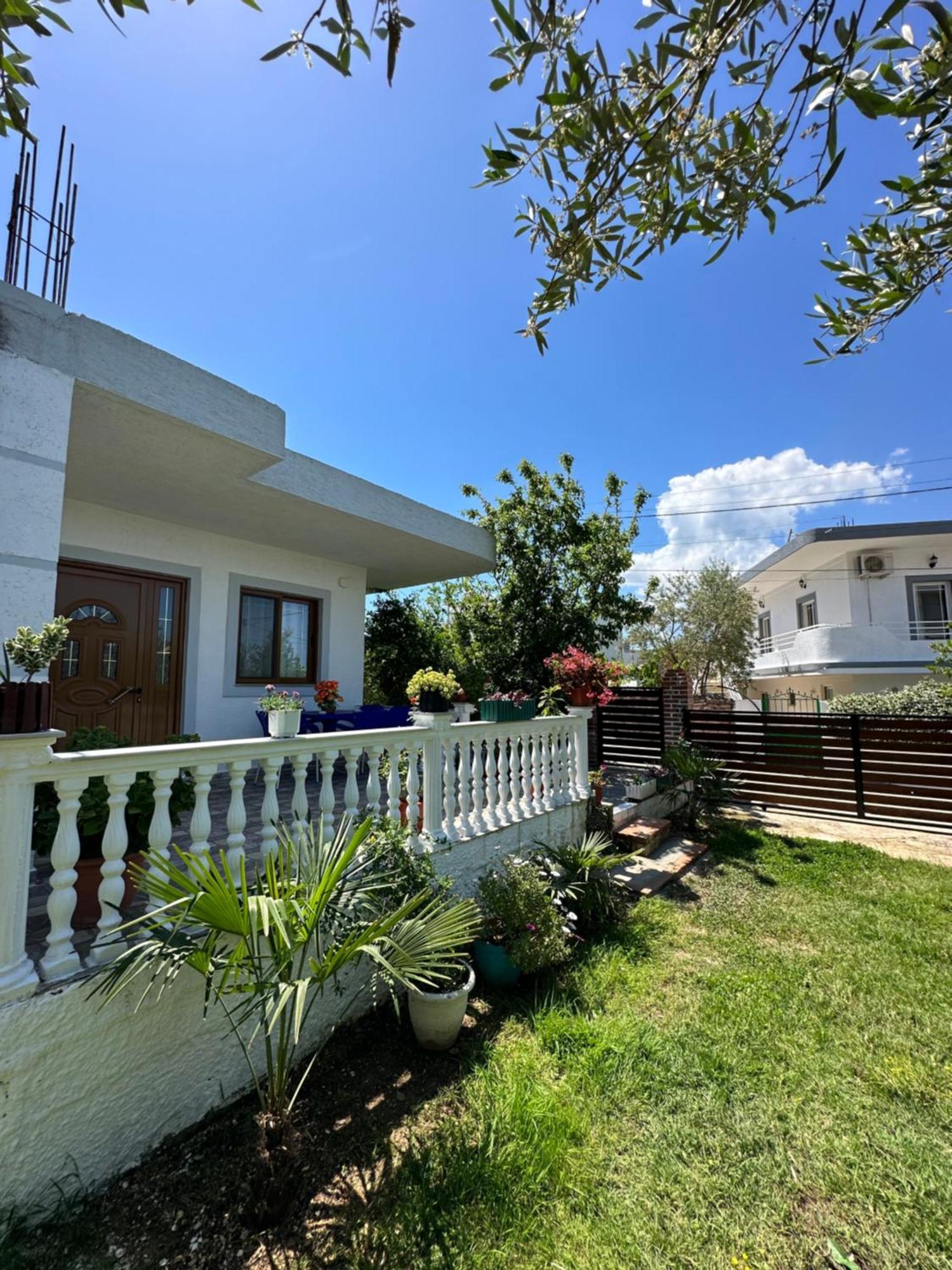 Guesthouse Xhuliano Ксамил Екстериор снимка