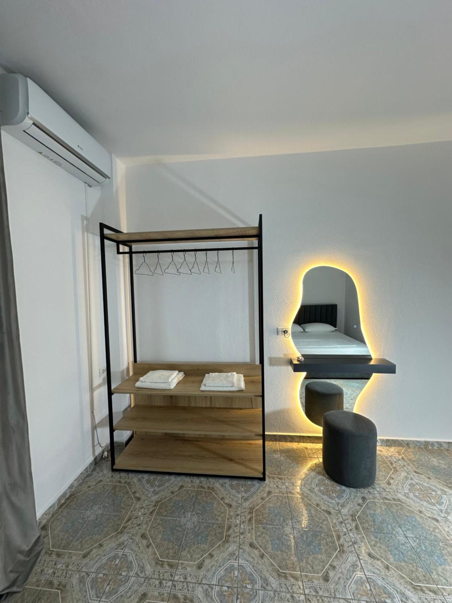 Guesthouse Xhuliano Ксамил Екстериор снимка