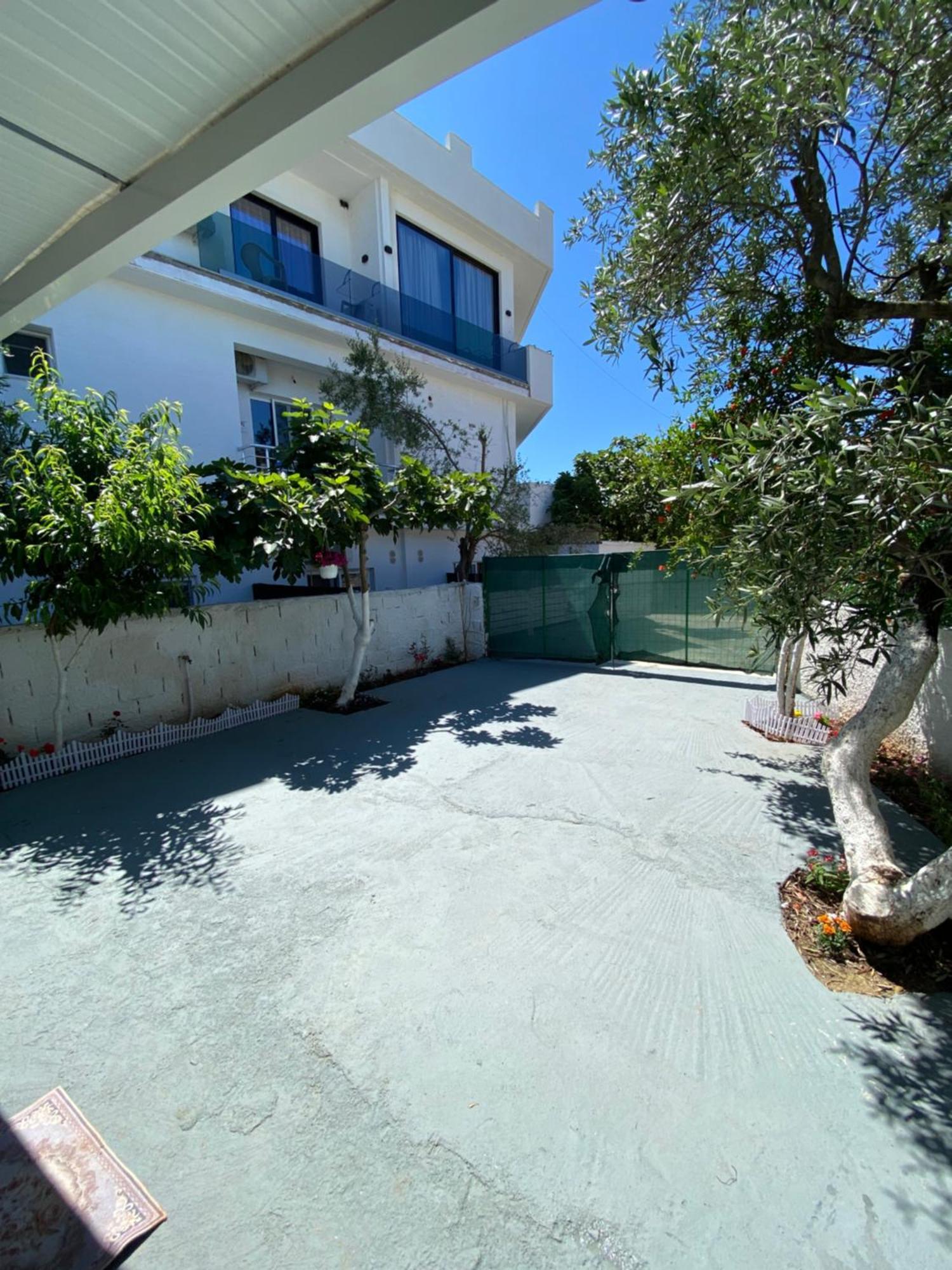 Guesthouse Xhuliano Ксамил Екстериор снимка